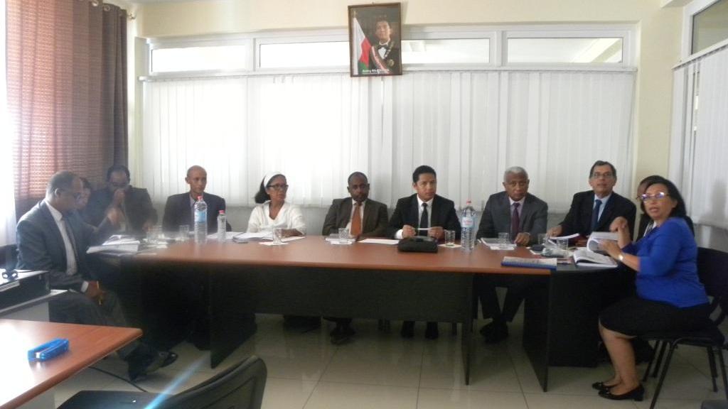 Les Membres du CSE et l’Equipe de la DCN et du PAC d’Antananarivo lors de la présentation du Rapport Trimestriel